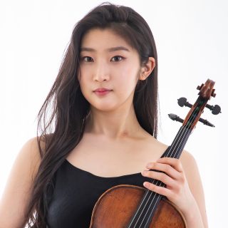 韓國中提琴演奏家李華韻