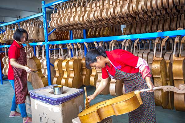 教大家調(diào)配小提琴的油漆